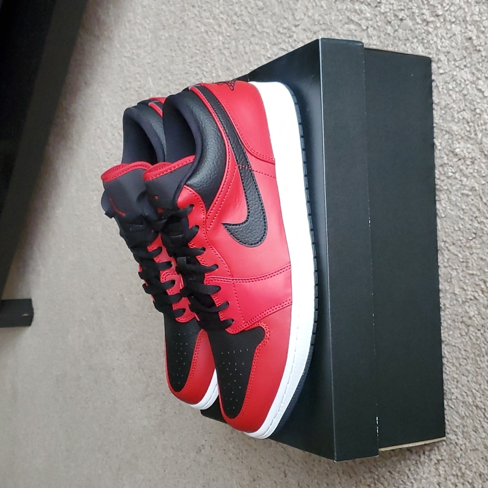 Jordan 1 low